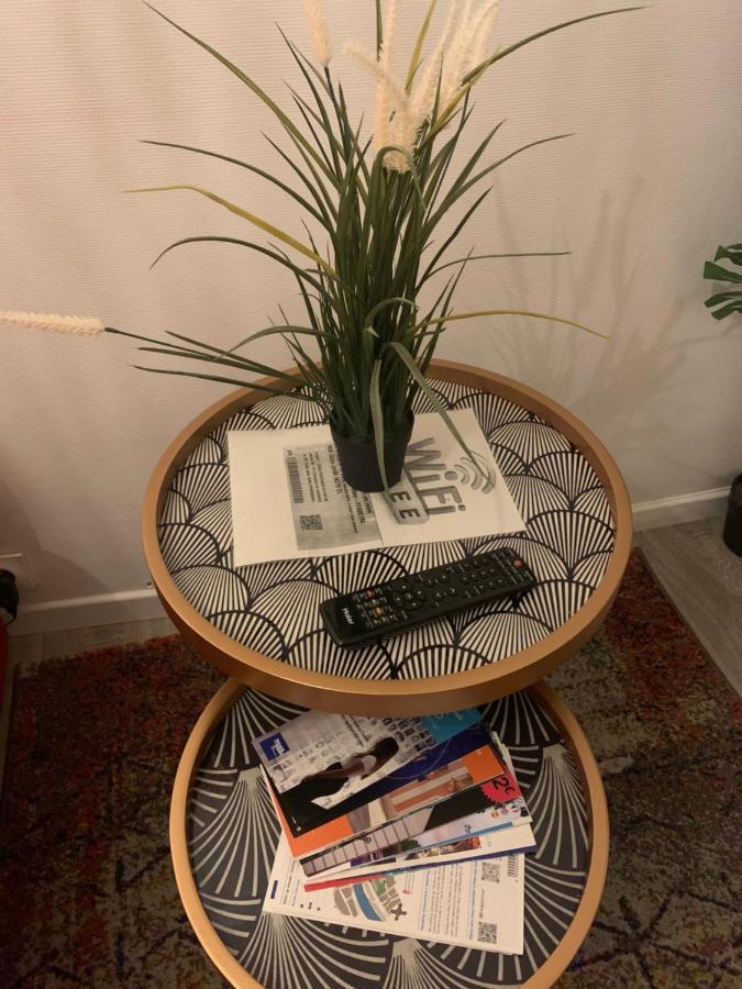 Paris Jolie Studio Cosy מראה חיצוני תמונה