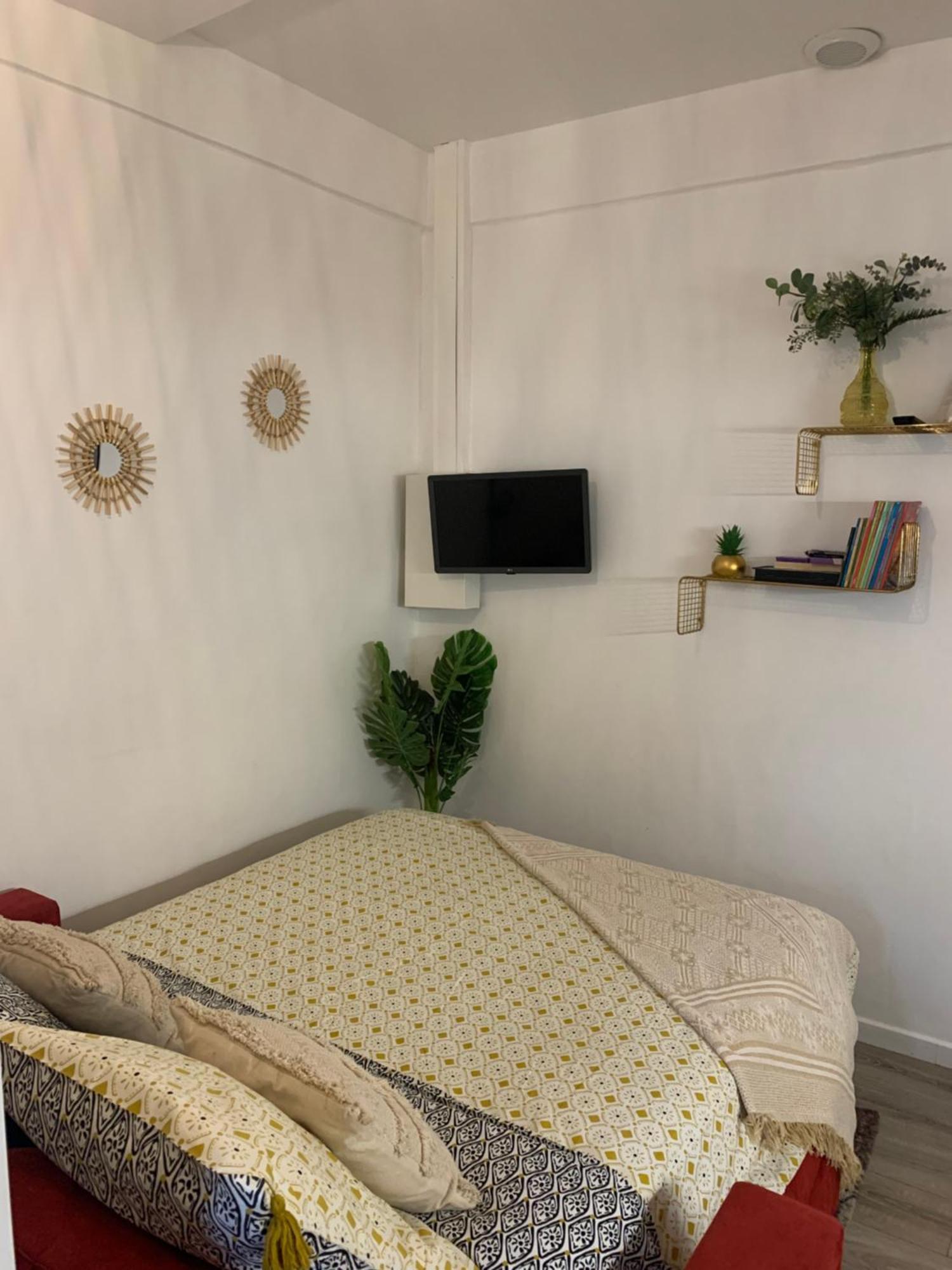 Paris Jolie Studio Cosy מראה חיצוני תמונה